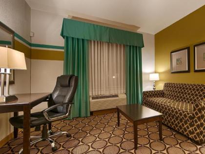 Best Western Douglas Inn & Suites - image 7
