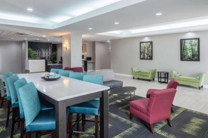 La Quinta by Wyndham Atlanta Douglasville - image 8