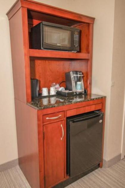 Hilton Garden Inn Dover - image 8