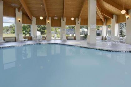 Baymont by Wyndham Dowagiac - image 6