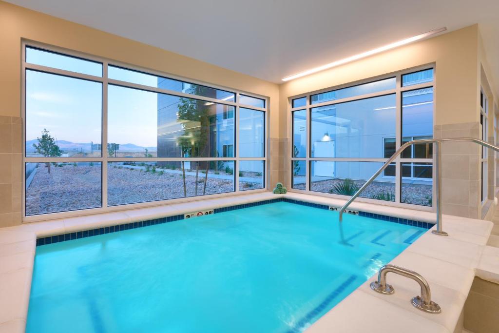 TownePlace Suites by Marriott Salt Lake City Draper - image 5