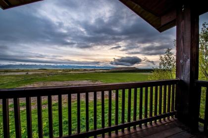 Driggs Condo with Mtn View 37Mi to Jackson Hole Ski! - image 9
