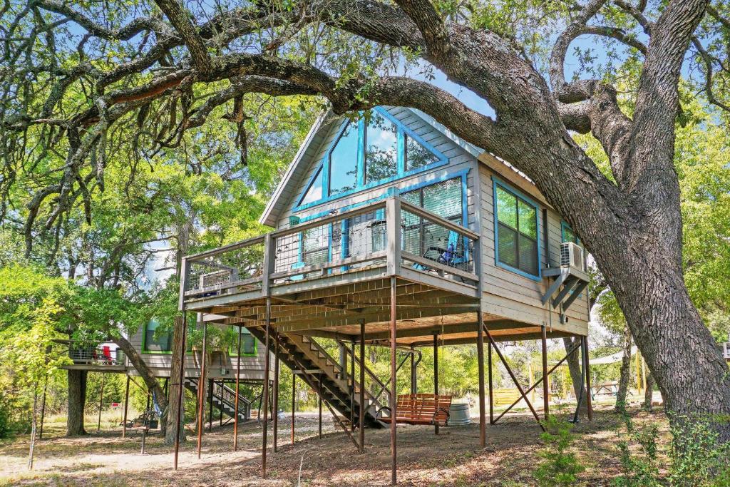 Arbor House of Dripping Springs - Nautical House - main image