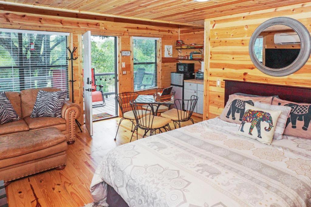 Arbor House of Dripping Springs - Safari House - main image