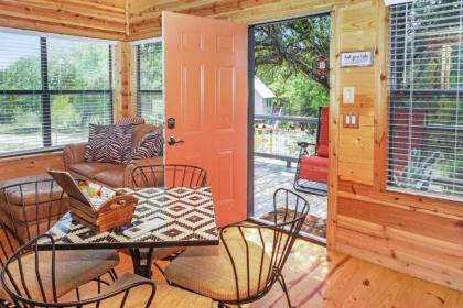 Arbor House of Dripping Springs - Safari House - image 9