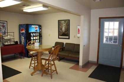 Boomtown Inn - image 14