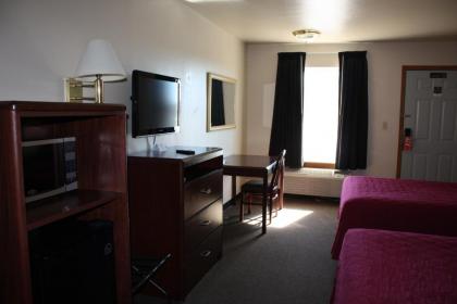 Boomtown Inn - image 9