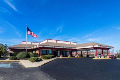 Econo Lodge Conference Center