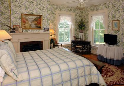 Rockwood Manor Bed & Breakfast - image 9
