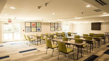 Holiday Inn Express - Columbus - Dublin an IHG Hotel - image 5