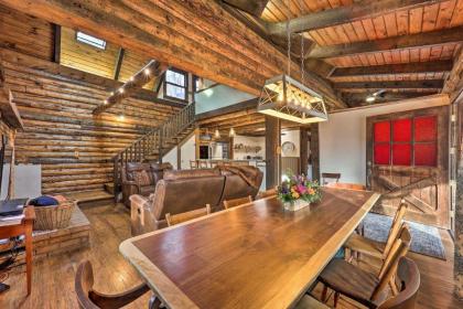 Comfy Retreat with Private Dock on Claytor Lake - image 12