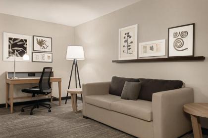 Country Inn & Suites by Radisson Dubuque IA - image 7