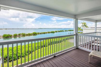 Azure Breeze - image 11