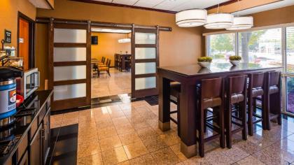 Best Western Gwinnett Center - image 4