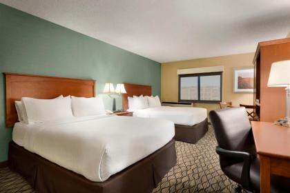 Holiday Inn & Suites Duluth-Downtown an IHG Hotel - image 3