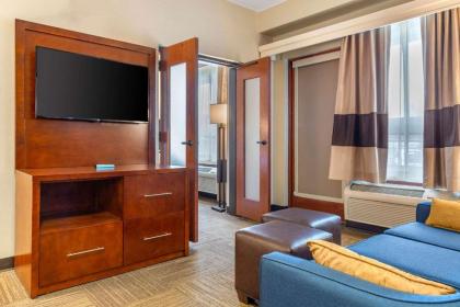 Comfort Suites Canal Park - image 12