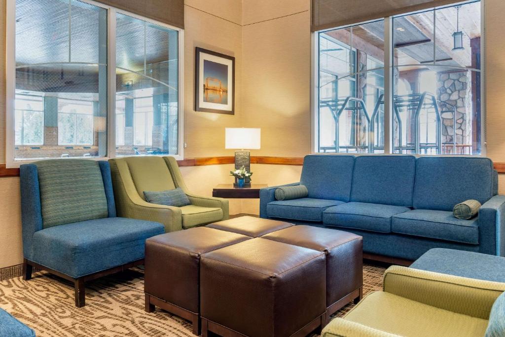 Comfort Suites Canal Park - image 4