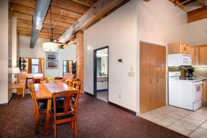The Suites Hotel at Waterfront Plaza - image 13