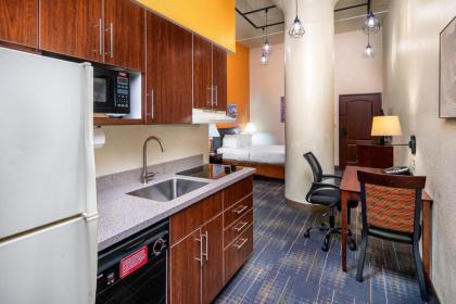 The Suites Hotel at Waterfront Plaza - image 14