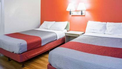 Motel 6-Duluth MN - image 5
