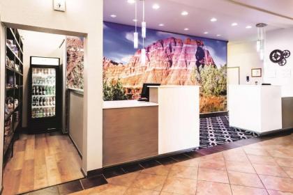 La Quinta by Wyndham Dumas - image 8