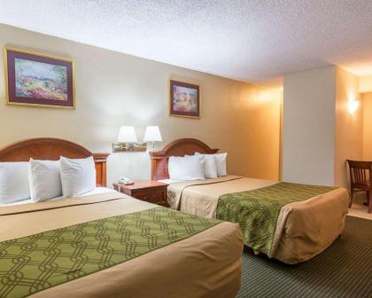 Econo Lodge Near Quantico Marine Base - image 10