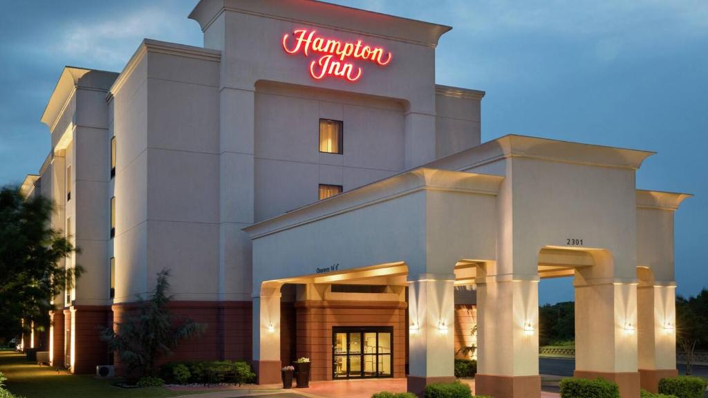 Hampton Inn Duncan - image 3