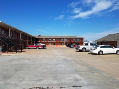 Heritage Inn - image 3