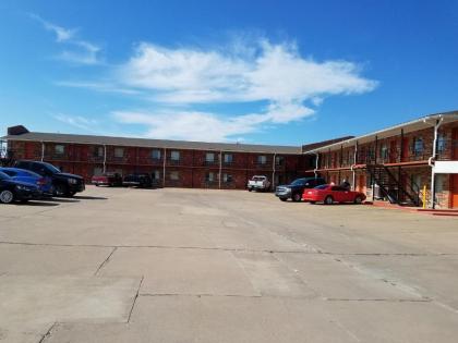 Heritage Inn - image 6