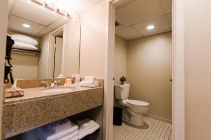 Altoona Grand Hotel - image 11