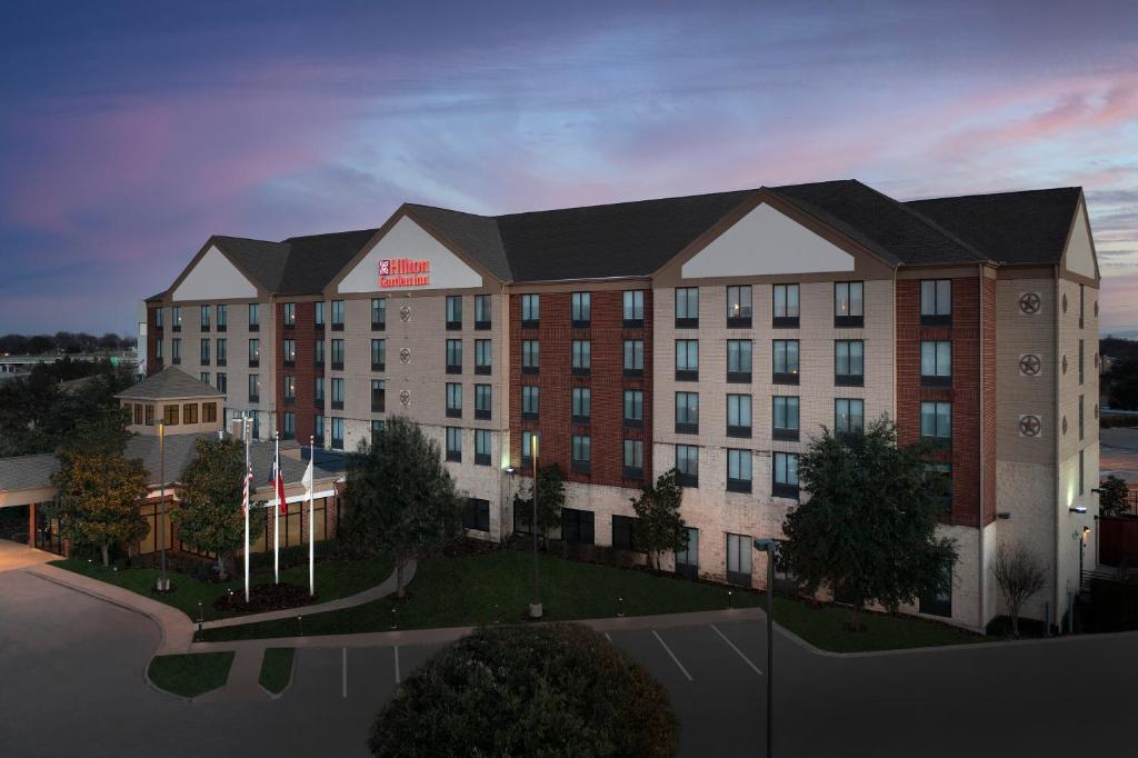 Hilton Garden Inn Dallas/Duncanville - main image