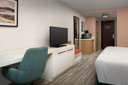Hilton Garden Inn Dallas/Duncanville - image 2