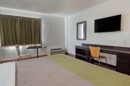 Motel 6-Duncanville TX - Dallas - image 6