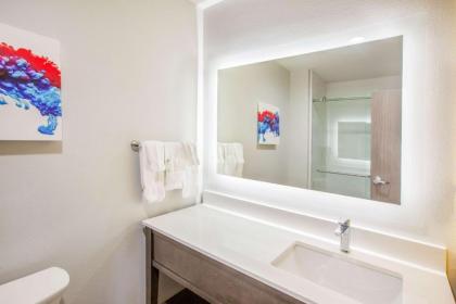 La Quinta by Wyndham Dallas Duncanville - image 12