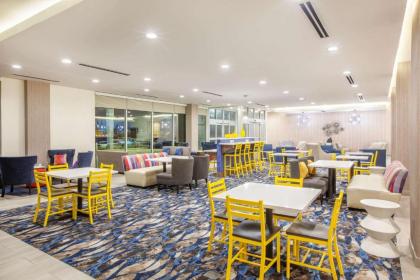 La Quinta by Wyndham Dallas Duncanville - image 3