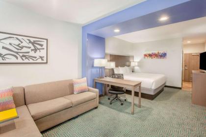 La Quinta by Wyndham Dallas Duncanville - image 4