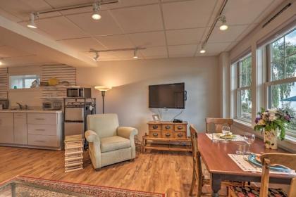 Lakefront Keuka Lake Apt with Seasonal Dock Access! - image 3