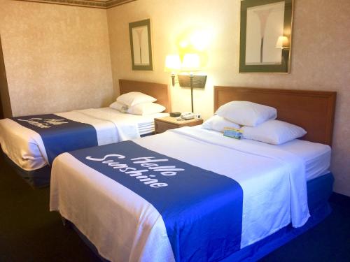 Days Inn & Suites by Wyndham Dundee - image 6