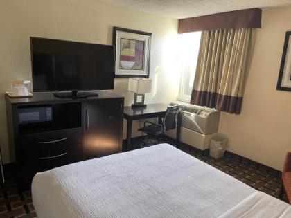Quality Inn Dunmore – Scranton - image 11