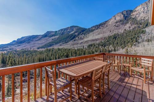 Primrose Cabin - main image