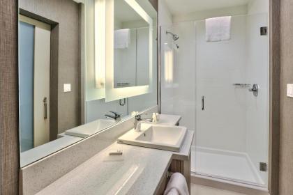 Springhill Suites by Marriott Durango - image 11