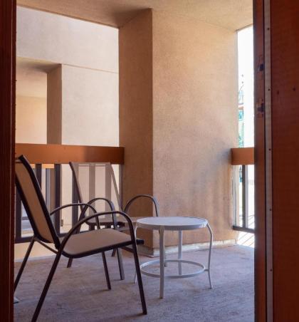 Purgatory Village Studio for Two Hotel Room - image 2