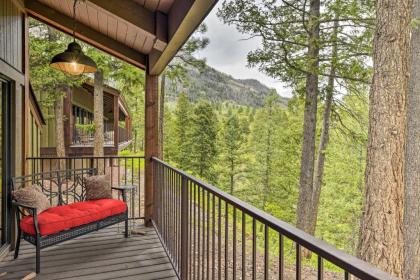 Condo with Balcony 10 Mi to Hiking and Skiing - image 3
