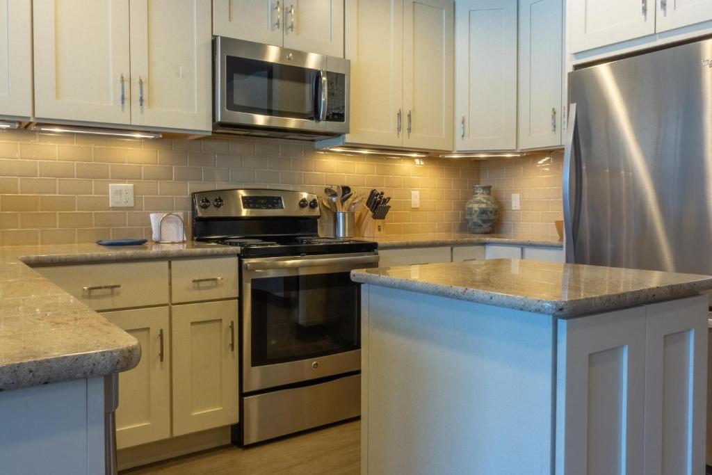 Tamarron Gambel Oak - 745 - image 4