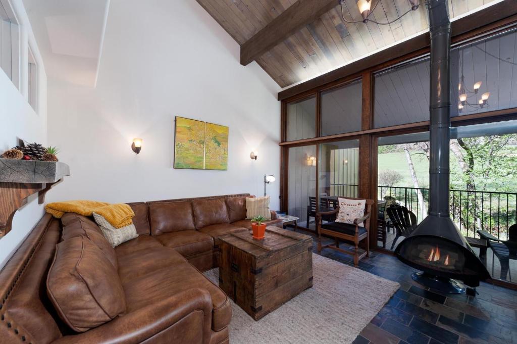Tamarron Gambel Oak - 783 - image 2