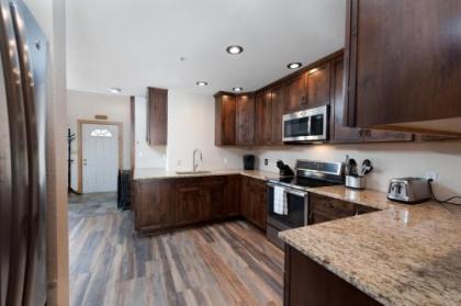 Pine Acres - Unit 114 - image 3