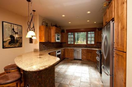 64 Engineer Drive - image 13