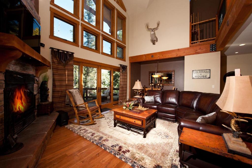 64 Engineer Drive - image 2