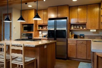 672 Beaver Circle - image 11