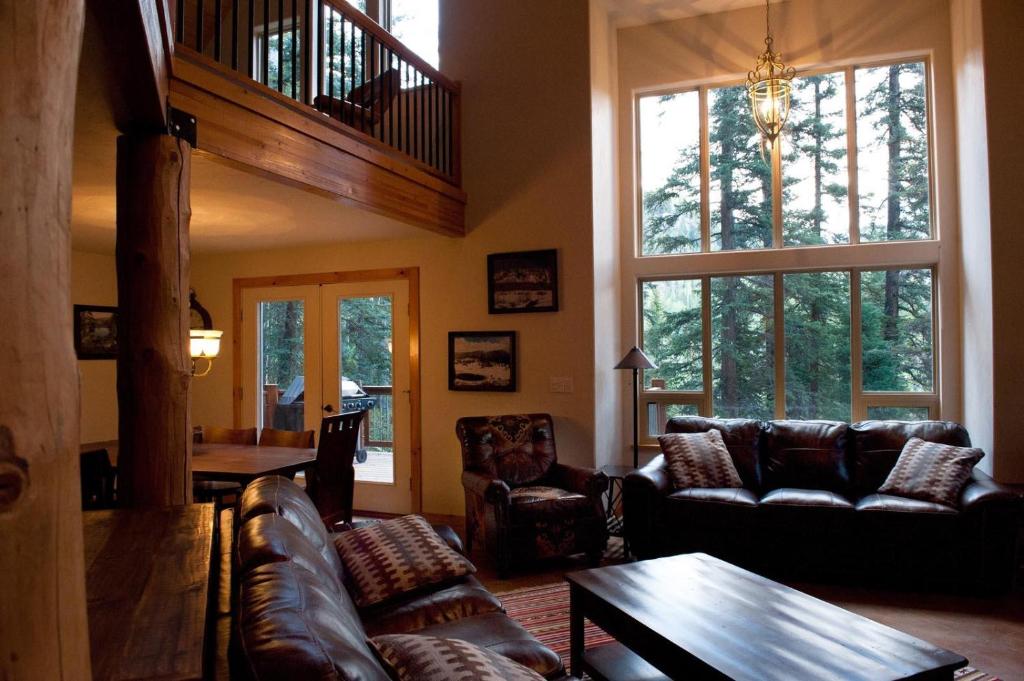 672 Beaver Circle - image 5